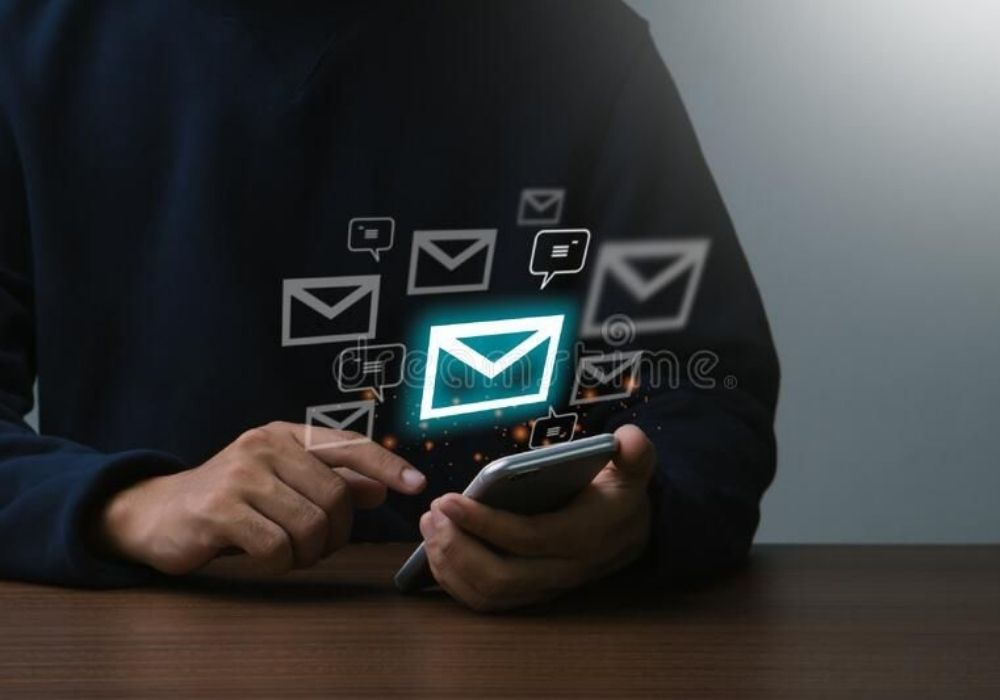 Soğuk E-Posta Nedir? Kurumsal Mail Yazarken Dikkat Etmeniz Gereken 7 Nokta